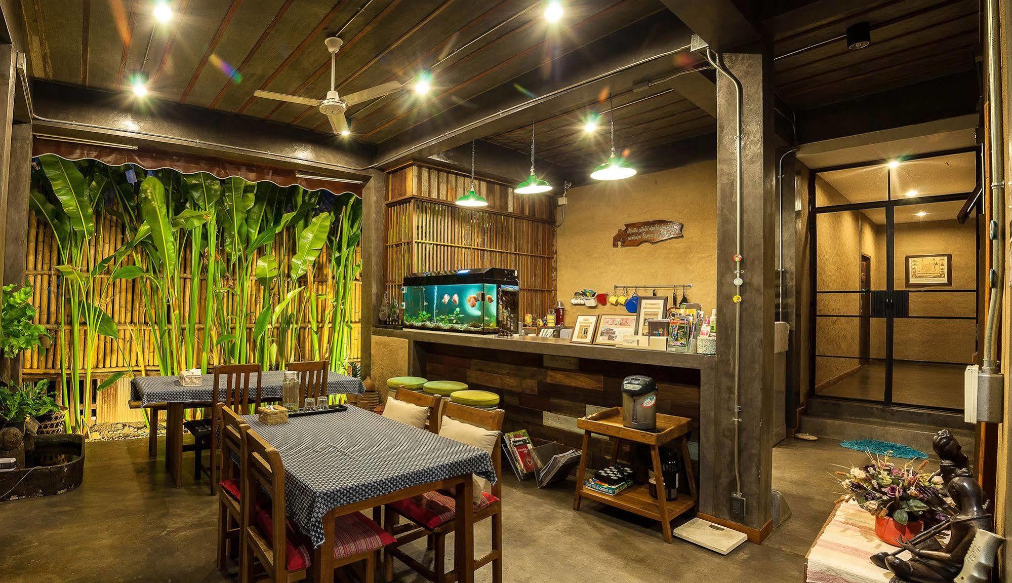 Hueandin Klinmai Boutique Hotel Chiang Mai Exterior foto